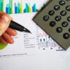La FWB ajuste son budget, mais le trou reste bien là