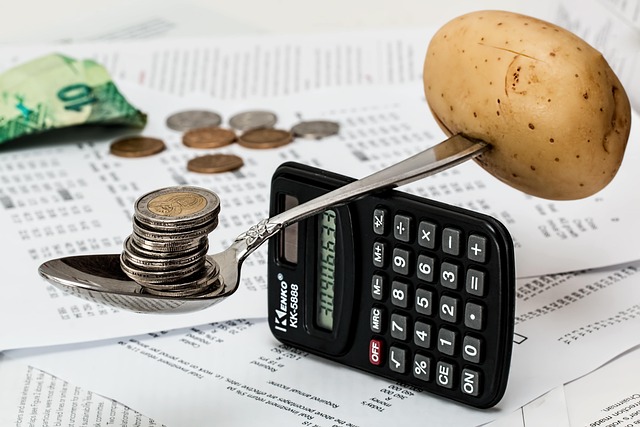 Caroline Désir (PS) monte au créneau : "La majorité fait la sourde oreille sur nos salaires et nos pensions !"