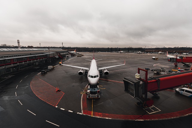 Coup dur pour les voyageurs à Charleroi : la grève Skeyes perturbe l'aéroport dès le matin !