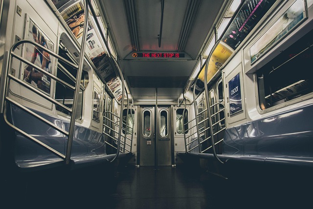 Bruxelles, ton métro cafouille plus souvent, mais les pannes sont plus courtes : la STIB s'explique !