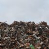 Anderlecht : Cureghem en a ras-le-bol, un mur de déchets pour interpeller la commune !
