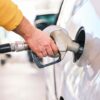 Soulagement à la pompe : le diesel repasse (enfin) sous la barre des 2 euros !