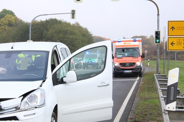 Uccle : impressionnant accident en forêt de Soignes, un automobiliste grièvement blessé