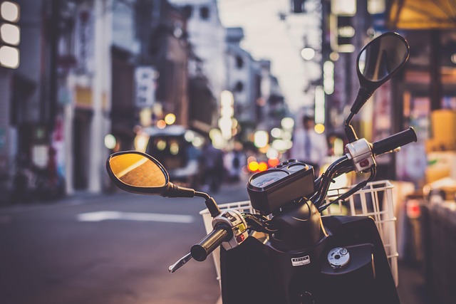 Ixelles : un adolescent interpellé avec un scooter volé et une centaine de grammes de drogue