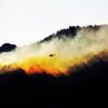 Incendie dans les Fagnes : la lutte se poursuit pour éviter une propagation vers l&rsquo;Allemagne